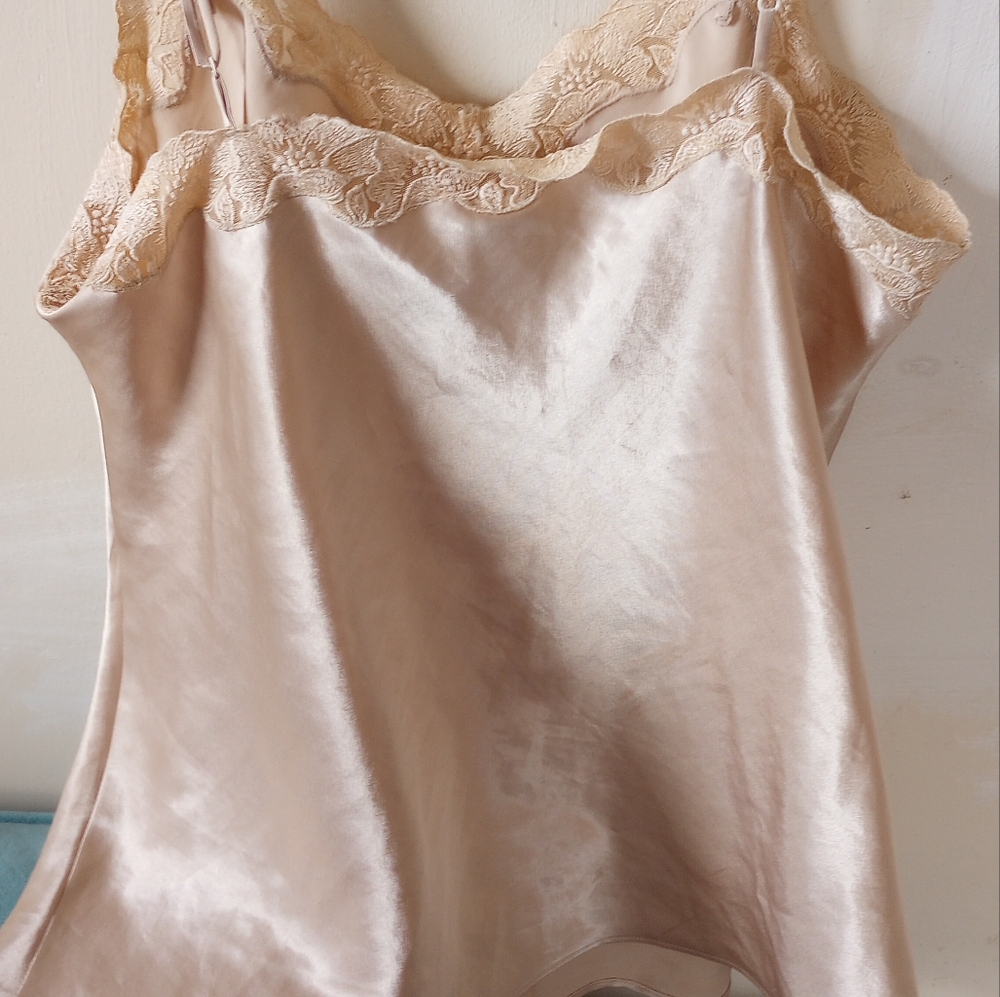 Satin Camisole Shell Top Chemise Marta Flano. Size 36 Heavyweight - Picture 3 of 4